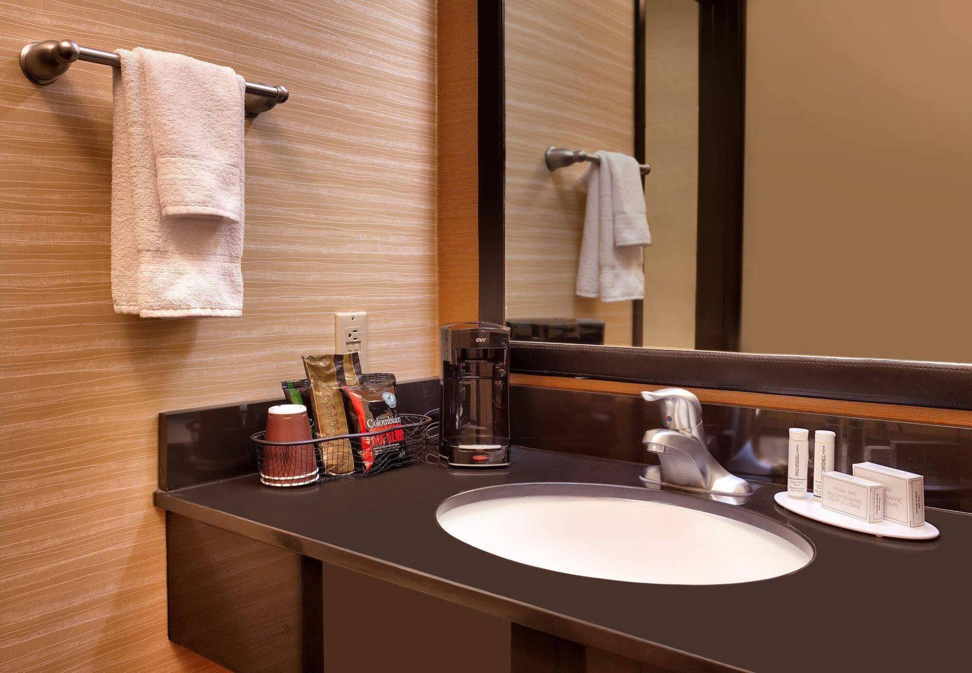 Courtyard By Marriott Salt Lake City Downtown Eksteriør bilde